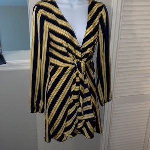 Express, Small Navy/Yellow dress